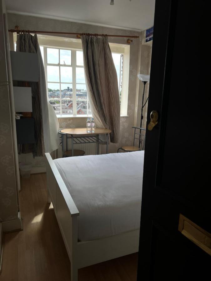 Super Located Studio In South Ken At Chelsea Cloister London Exteriör bild