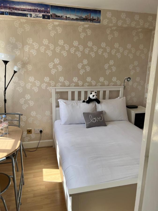 Super Located Studio In South Ken At Chelsea Cloister London Exteriör bild
