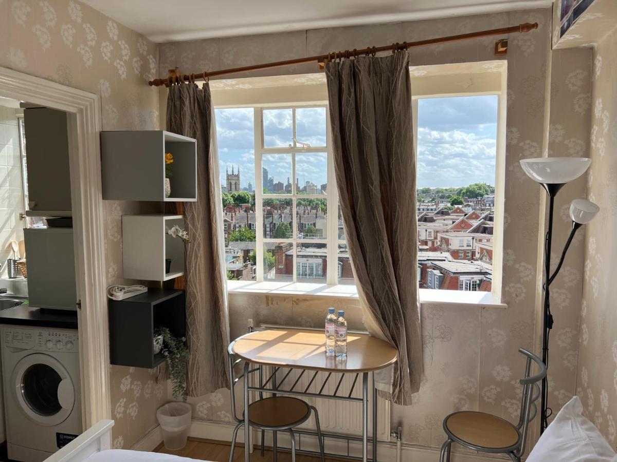 Super Located Studio In South Ken At Chelsea Cloister London Exteriör bild
